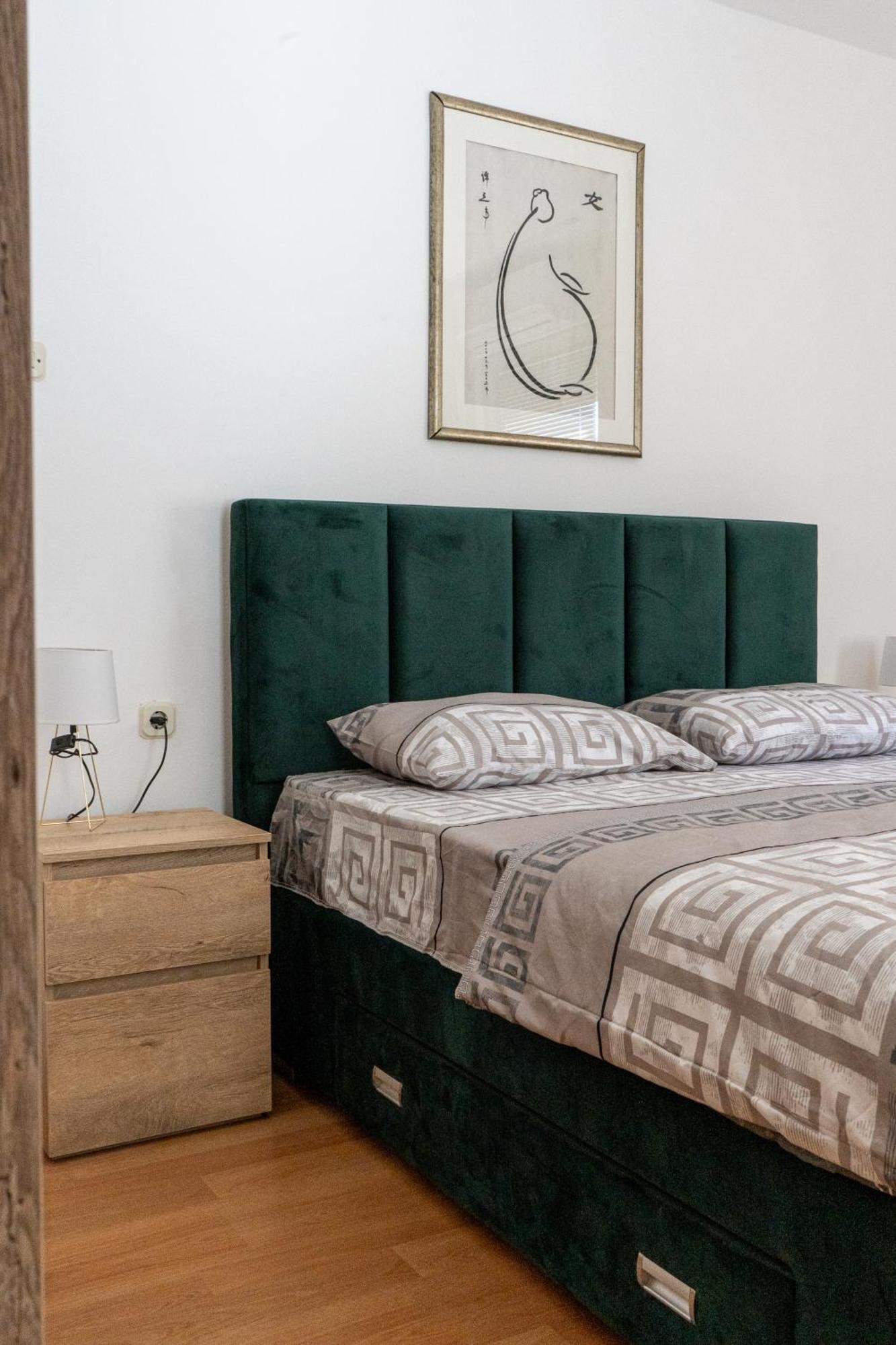 Apartment In City Center Of Skopje Ngoại thất bức ảnh